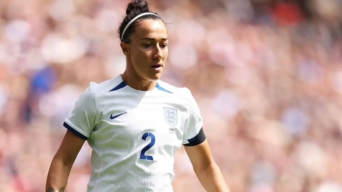 LUCY BRONZE: Ante las bajas de Leah Williamson Fran Kirby y Beth Mead, la defensa inglesa tendrá la presión de cargar a las ´Tres Leonas´ a una buena actuación en el torneo.