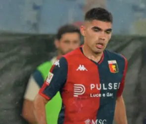 Johan Vásquez se estrena con GOLAZO en la Copa Italia con Genoa