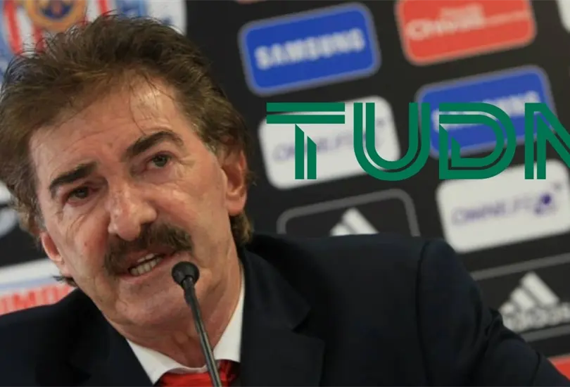 Ricardo La Volpe podría recibir un duro castigo por parte de TUDN tras dejar mal parado a la FMF. Ricardo La Volpe podría recibir un duro castigo por parte de TUDN tras dejar mal parado a la FMF.