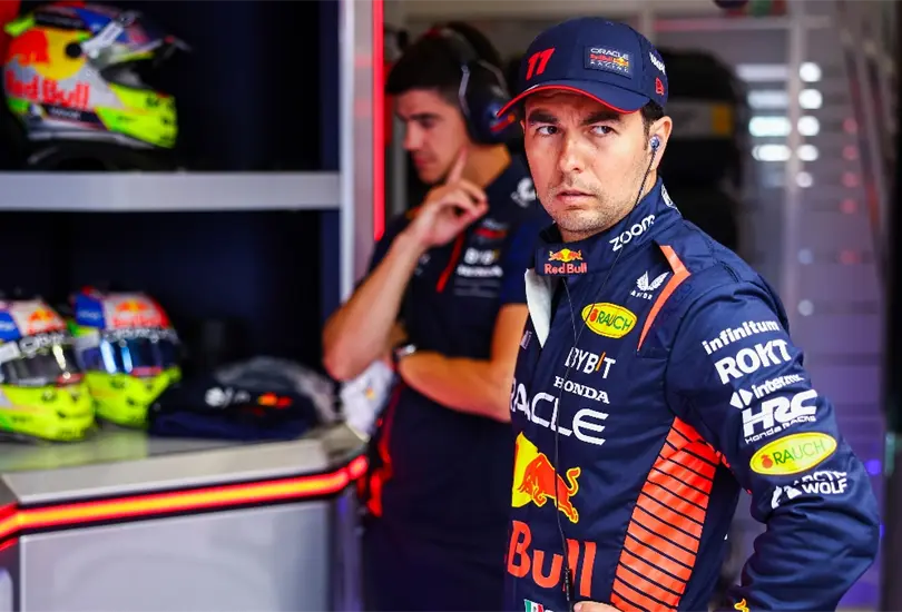 Helmut Marko carg&oacute; de nueva cuenta contra Checo P&eacute;rez luego de sus actuaciones en 2023