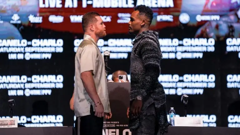Canelo Álvarez enfrentará a Jermell Charlo. Galería Referee