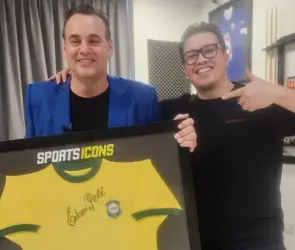 ¿Cuánto cuesta la playera de Pelé autografiada que Franco Escamilla le regaló a David Faitelson?