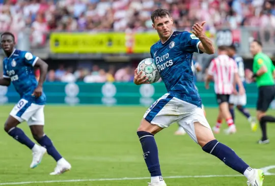 Santiago Giménez anotó en el empate del Feyenoord ante Sparta