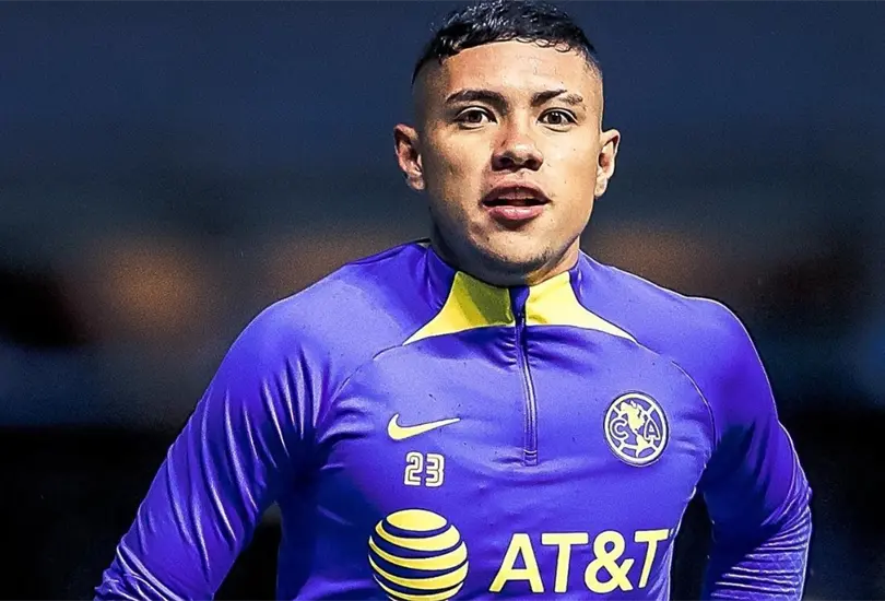 Emilio Lara le mand&oacute; una indirecta a N&eacute;stor Araujo e Israel Reyes