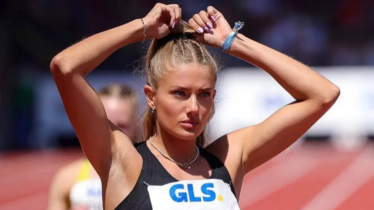 Alica nació en Warms, Alemania el 8 de noviembre de 1998 y desde muy joven encontró una gran pasión por el atletismo.