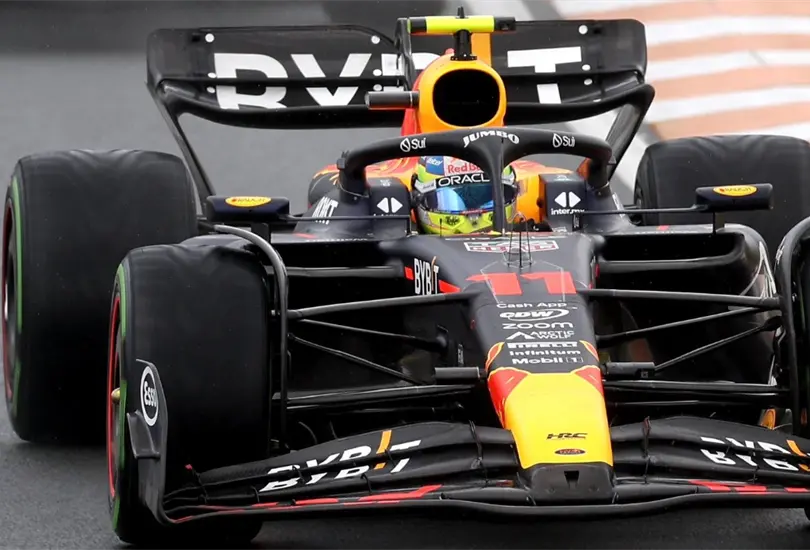 Checo P&eacute;rez perdi&oacute; el podio en el GP de Pa&iacute;ses Bajos por un castigo en las vueltas finales