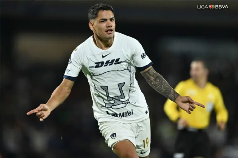 Toro Fernández fue el héroe para los Pumas ante Tigres. @LigaBBVAMX