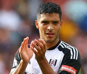 El gol de Raúl Jiménez con el que Fulham eliminó a Tottenham de la Carabao Cup