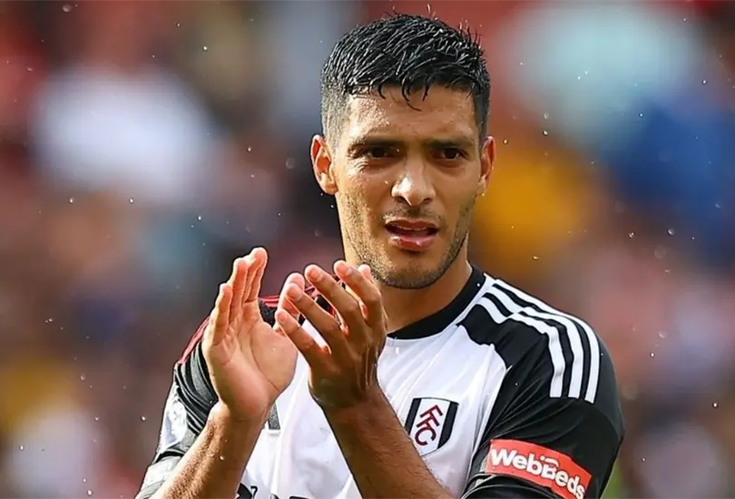 Ra&uacute;l Jim&eacute;nez se hizo presente con el Fulham.