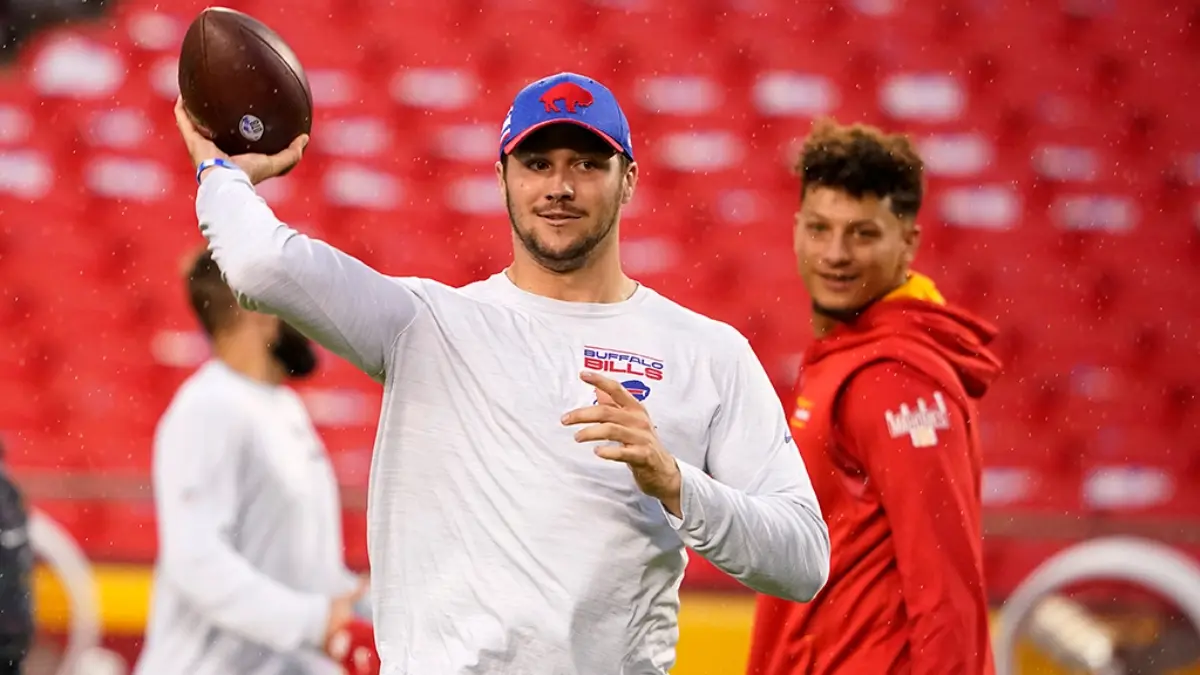 El mariscal de campo de los Kansas City Chiefs perdió su trono en 2022 ante otros jugadores, que la gran mayoría juega la misma posición que él, como Josh Allen, de los Buffalo Bills; todas las cifras están en millones de dólares.