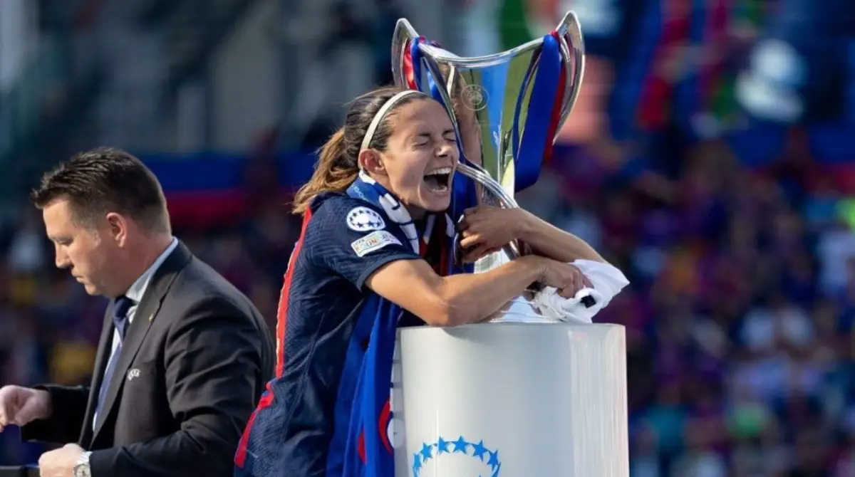 En sus registros, Aitana ya tiene dos Champions League en su palmarés, además de ser la jugadora más valiosa del torneo, una de las goleadoras y la segunda capitana del mejor equipo femenil en el planeta.