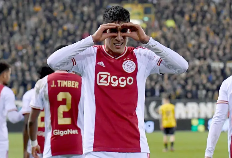 Edson Álvarez sería nuevo jugador del West Ham luego pagarían una millonada por él Edson Álvarez sería nuevo jugador del West Ham luego pagarían una millonada por él