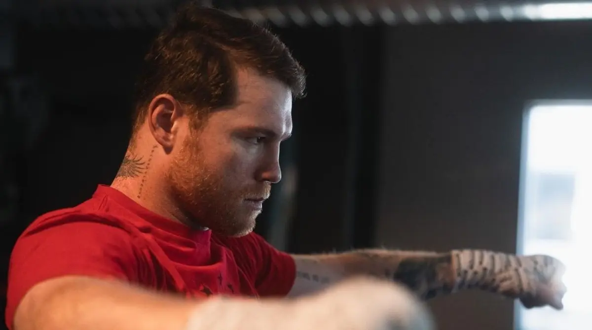 Saúl 'Canelo' Álvarez presume ser uno de los atletas mejor pagados del mundo, superando a grandes estrellas de otros deportes ajenos al boxeo.