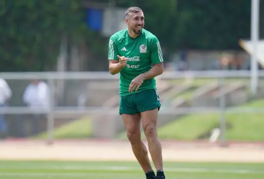 Héctor Herrera habló sobre su futuro con la Selección Mexicana y le respondió a los aficionados que lo critican.