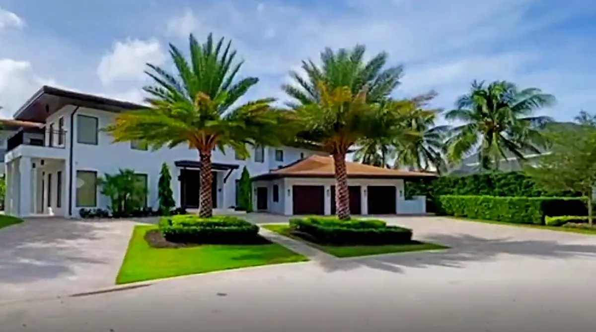 Hace un par de semanas la familia Messi había visto otra propiedad en una zona menos céntrica de Florida, pero su nueva casa se encuentra a solo 15 minutos de la concentración del Inter Miami.