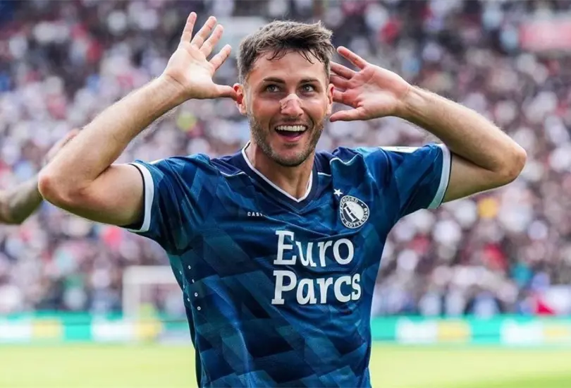 El delantero mexicano sigue maravillando a equipos de mayor envergadura en el viejo continente y ahora podr&iacute;a ir a la Premier League.