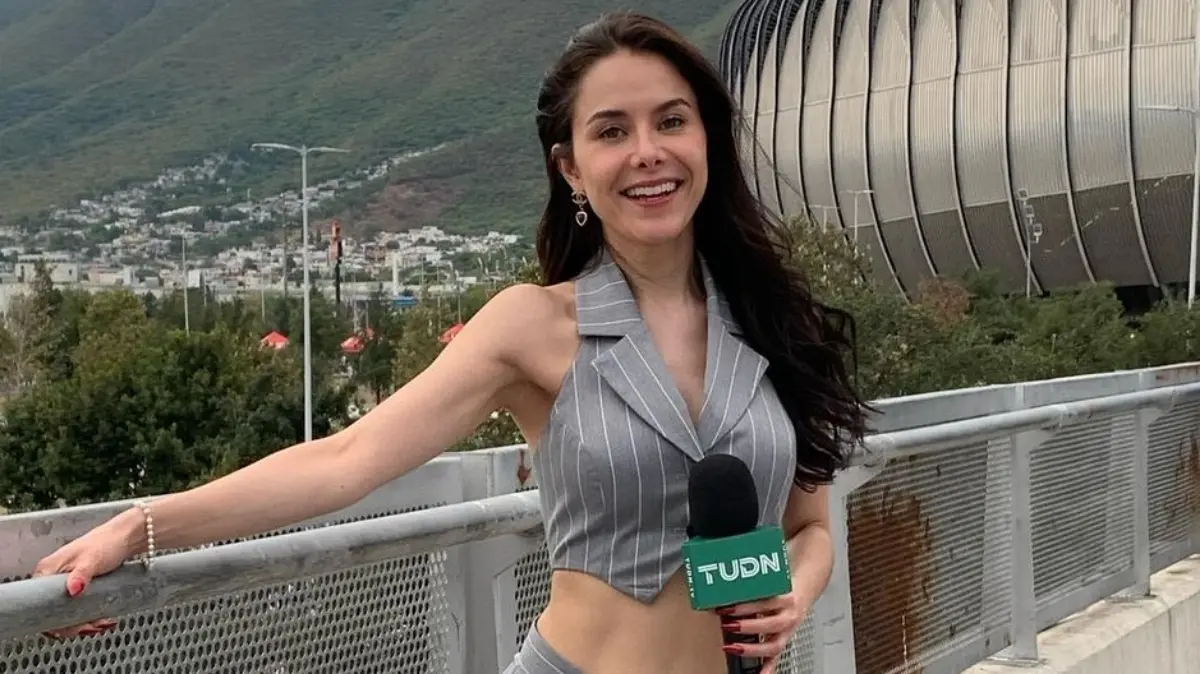 Fue la propia presentadora que confirm&oacute; su 'fichaje' con el equipo de TUDN y ya estuvo presente en la transmisi&oacute;n del encuentro entre Rayados y Le&oacute;n.