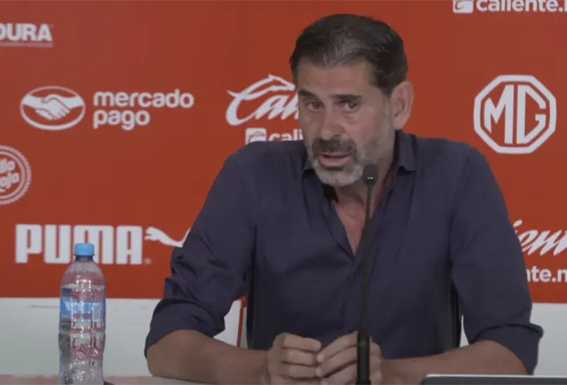 Fernando Hierro dio la cara por Chivas luego de la derrota por goleada ante América Fernando Hierro dio la cara por Chivas luego de la derrota por goleada ante América