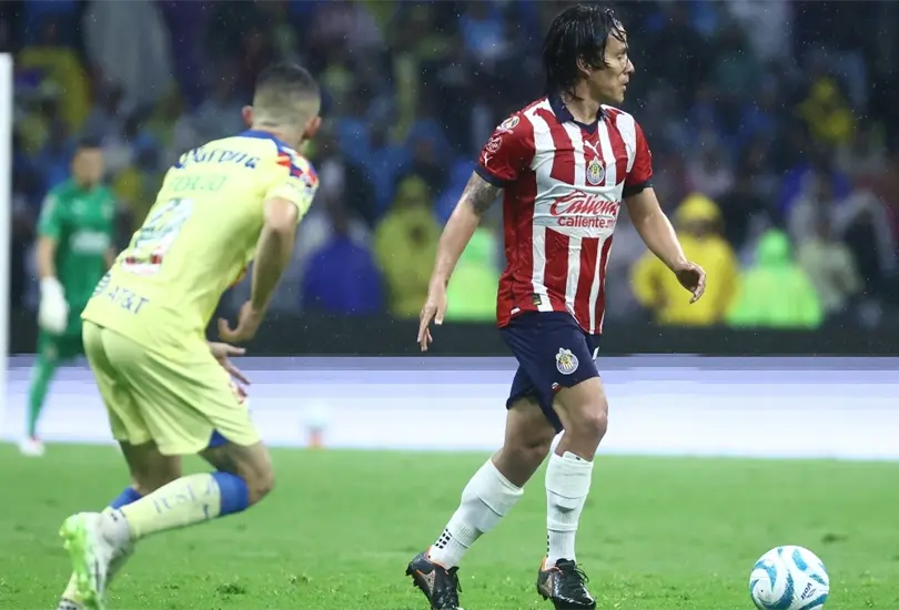 Experto reveló que en la victoria del América sobre Chivas en el Clásico Nacional se rompió una regla de la Liga MX. Experto reveló que en la victoria del América sobre Chivas en el Clásico Nacional se rompió una regla de la Liga MX.