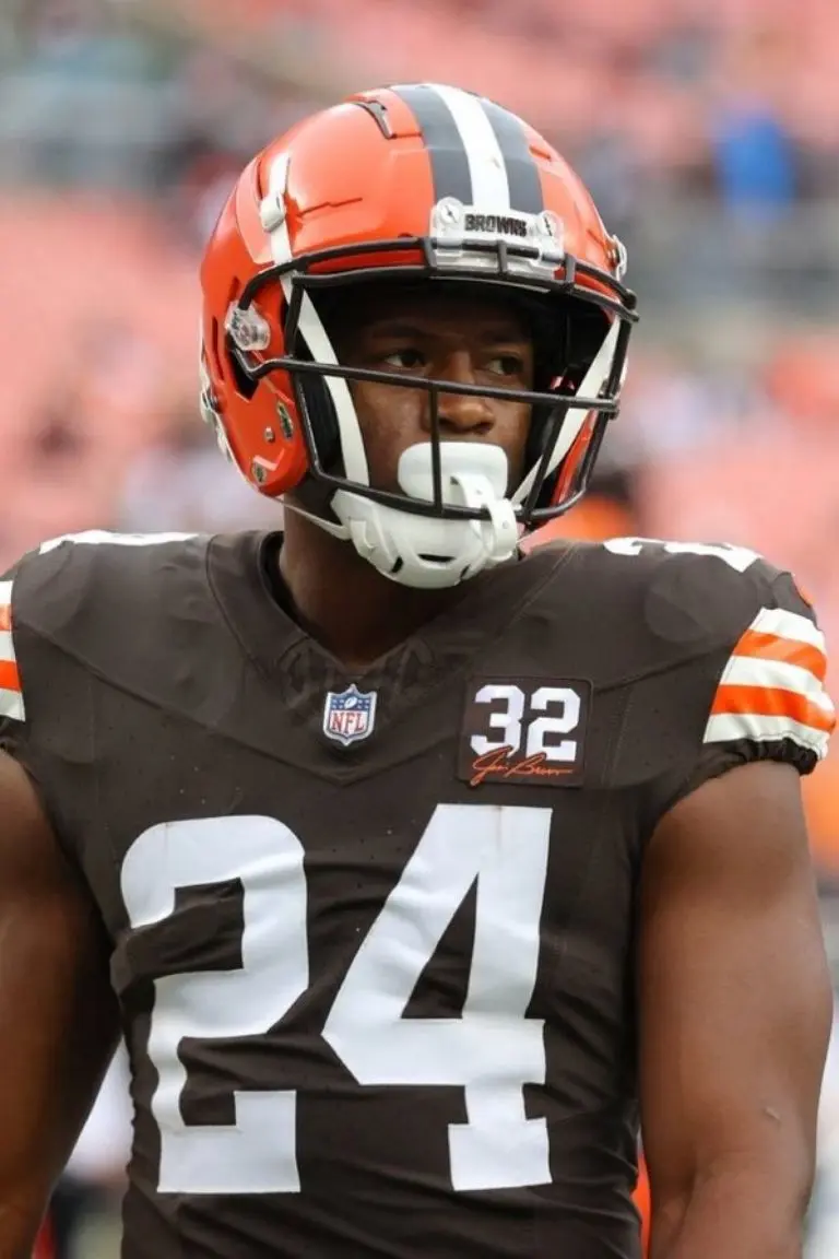 Nick Chubb es uno de los mejores corredores de la NFL. Galería Referee