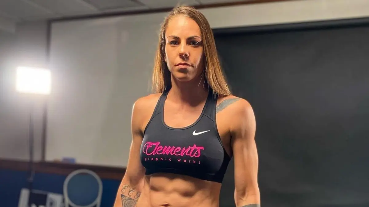 La mexicana es ferviente aficionada del Am&eacute;rica y disfruta de ver al equipo jugar dentro del estadio Azteca en compa&ntilde;&iacute;a de su familia.