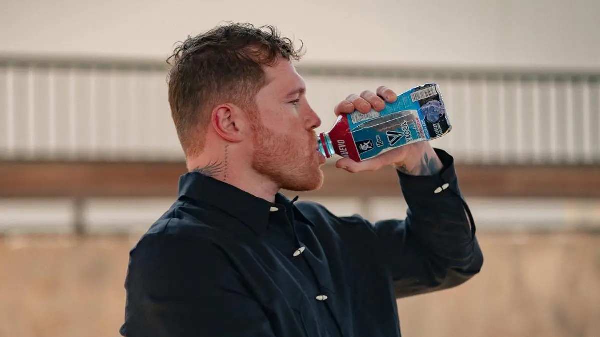 YAOCA: El boxeador le busca llevar una buena preparación, por lo que quiso llevar esto al público en 2023 con su línea de productos de nutrición deportiva, donde incluye una bebida hidratante.