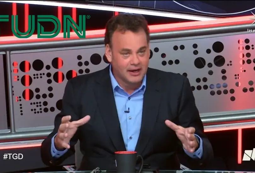 Tras los rumores que colocan a David Faitelson en TUDN, el hijo de José Ramón Fernández habría revelado su futuro. Tras los rumores que colocan a David Faitelson en TUDN, el hijo de José Ramón Fernández habría revelado su futuro.