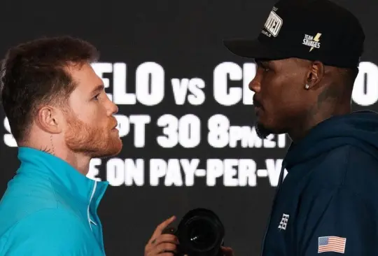 Saúl Canelo Álvarez subirá nuevamente al ring para enfrentar a Jermell Charlo.