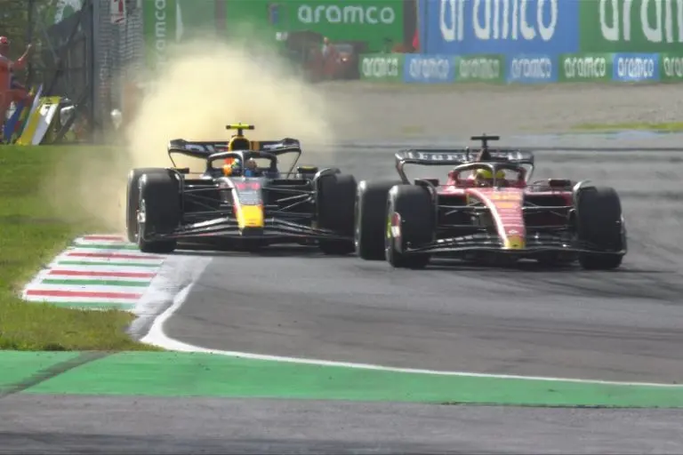 Charles Leclerc 'jugó sucio' para evitar que Checo Pérez lo rebasara en el GP de Italia 2023 - Twitter @F1