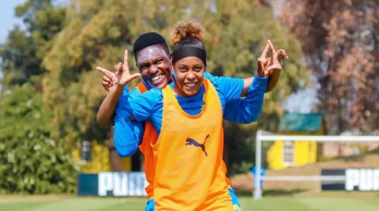 El gran parecido de la joven a Ronaldinho la hizo viral. Instagram @sundownsladies