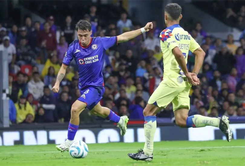 Cruz Azul cerraría un último fichaje y habría volteado a ver la plantilla del América para robarle a un futbolista. Cruz Azul cerraría un último fichaje y habría volteado a ver la plantilla del América para robarle a un futbolista.