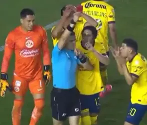 Richard Sánchez es criticado por hacerse expulsar en el América vs Pumas