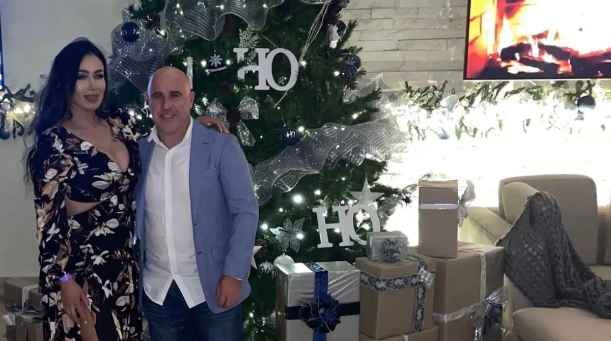 Tomando en cuenta el tiempo desde que han hecho pública su relación, ambos llevan casi tres años de relación.