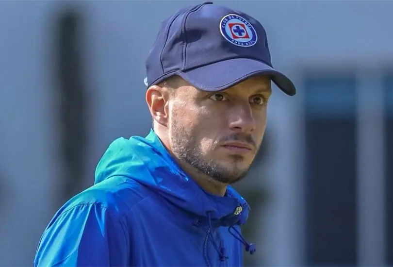 El t&eacute;cnico fue bastante contundente con sus palabras y le puso fin a la pol&eacute;mica sobre la salida de Escobar.