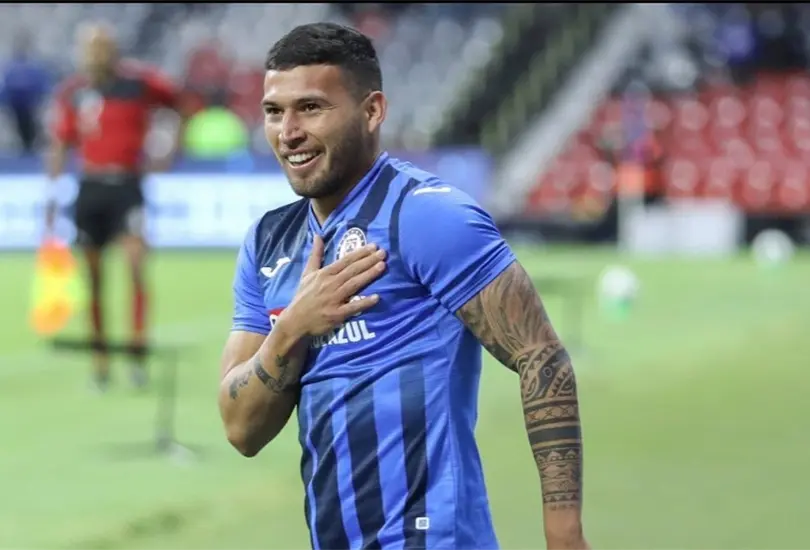 El uruguayo no dejó pasar la oportunidad de darle un último mensaje a la afición de Cruz Azul El uruguayo no dejó pasar la oportunidad de darle un último mensaje a la afición de Cruz Azul