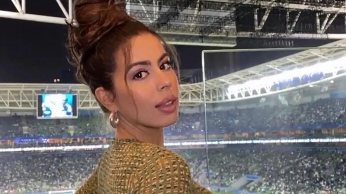 La reconocida docente habla inglés, español, portugués, italiano, francés y alemán de manera fluida.