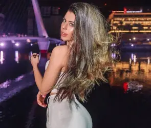 FOTOS | Ella es Sara Duque, la popular maestra de idiomas de los futbolistas