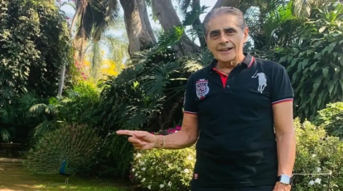 A pesar de su trayectoria dentro de Televisa Deportes, su nombre fue parte de los despidos masivos en 2019, por lo que el último evento grande que cubrió fue el Mundial de Rusia 2018, y en entrevista admitió que le causó mucha sorpresa y dolor su partida.