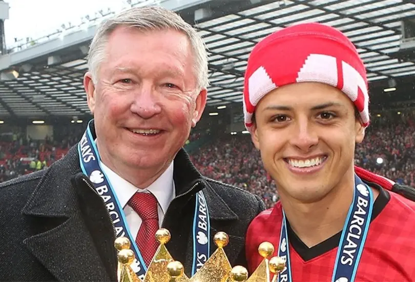 Alex Ferguson felicitó al Chicharito por regresar a las Chivas y le deseo lo mejor en esta nueva etapa Alex Ferguson felicitó al Chicharito por regresar a las Chivas y le deseo lo mejor en esta nueva etapa
