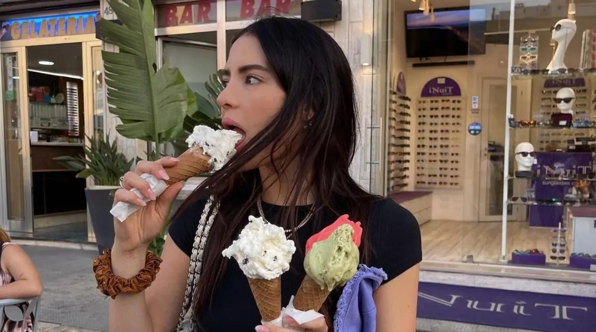 El amor tocó nuevamente la puerta de Javier Hernández cuando comenzó a salir con Sarah Kohan, quien se convirtió en su esposa y madre de sus dos hijos.