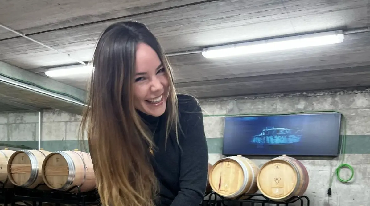 La duración de este romance fue sumamente breve, puesto que se cree pusieron fin a su vínculo amoroso debido a su falta de compatibilidad y la presión de los medios de comunicación.