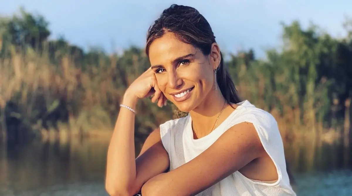 Una de las relaciones más controversiales de Hernández fue con la española Lucía Villalón, con quien se relacionó durante su estancia en el Real Madrid.