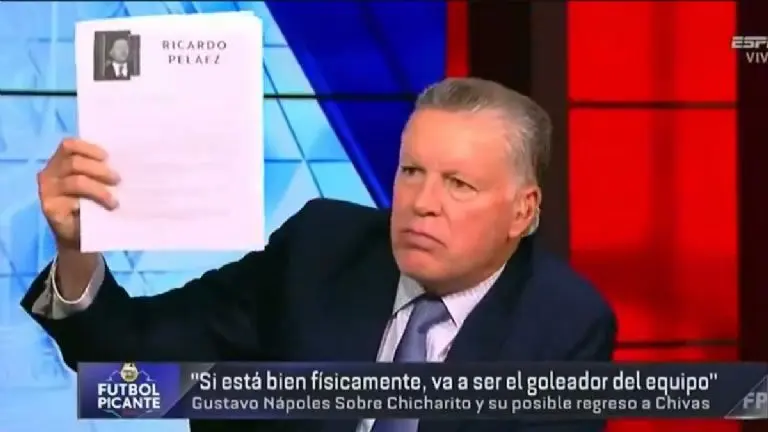 El analista evidenció a su compañero en plena discusión. (Screenshot)