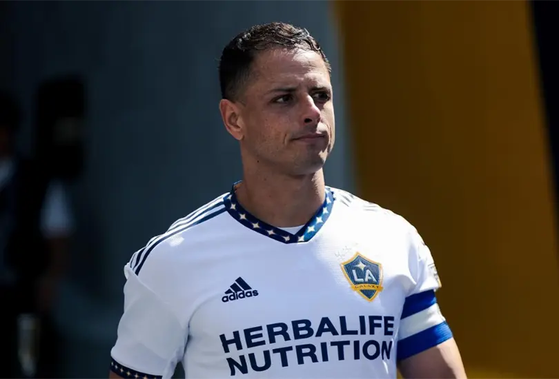 Un exDT de Chicharito Hern&aacute;ndez le mand&oacute; una advertencia a la Liga MX tras su vuelta a Chivas