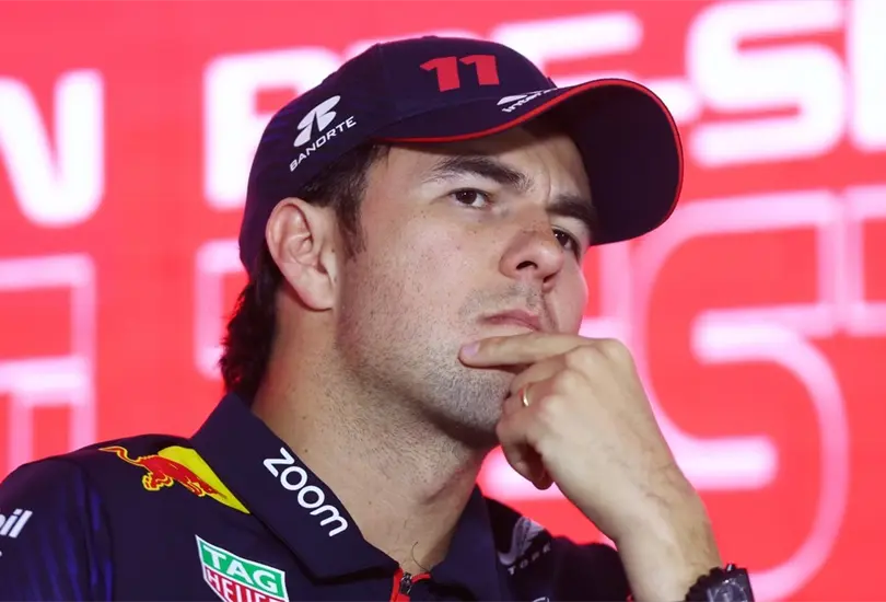 Christian Horner revel&oacute; que varios pilotos de la F1 se han ofrecido para reemplazar a Checo P&eacute;rez en Red Bull