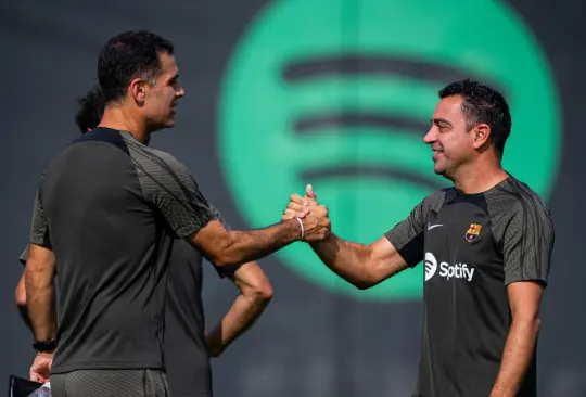 Xavi dio la cara por su amigo y excompañero en el Barcelona.