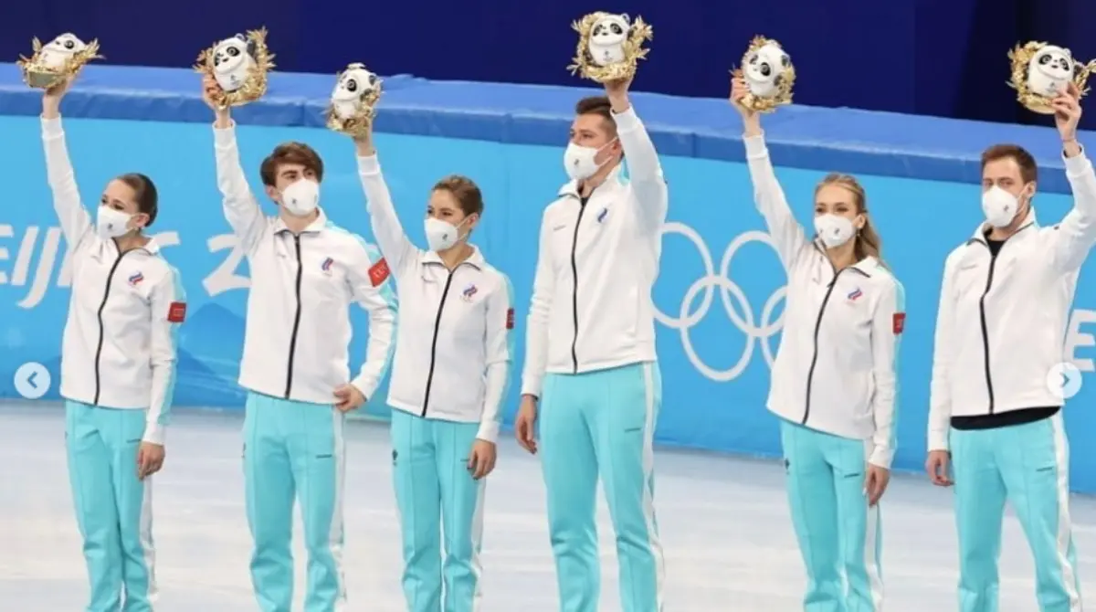 Luego del primer lugar que consiguió la delegación rusa, la Agencia Mundial Antidopaje determinó que la más chica del equipo tenía en el cuerpo la sustancia trimetazidina, prohibida desde hace décadas porque funge como un medicamento que mejora la circulación de la sangre, por lo que aumenta la resistencia.