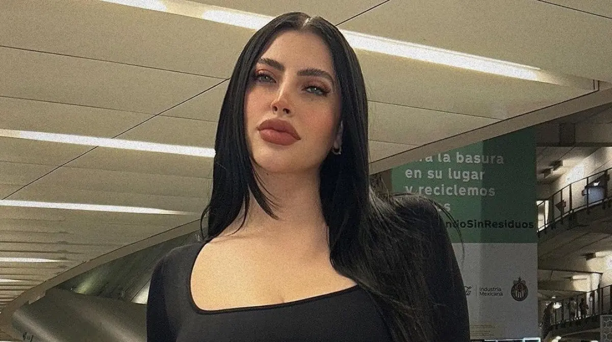 Las fotografías que comparte permiten ver parte de su vida cotidiana, donde acostumbra visitar restaurantes o lugares turísticos.