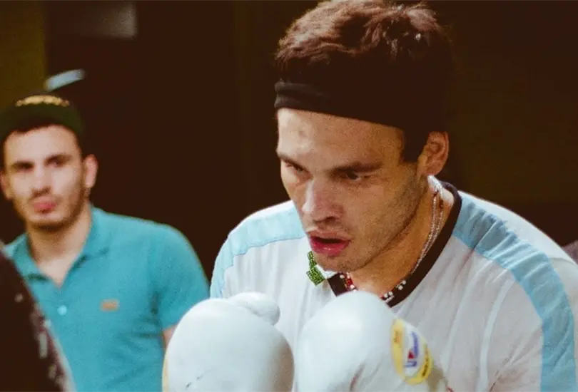 El Junior suma otro momento polémico a su vida fuera de los rings. El Junior suma otro momento polémico a su vida fuera de los rings.