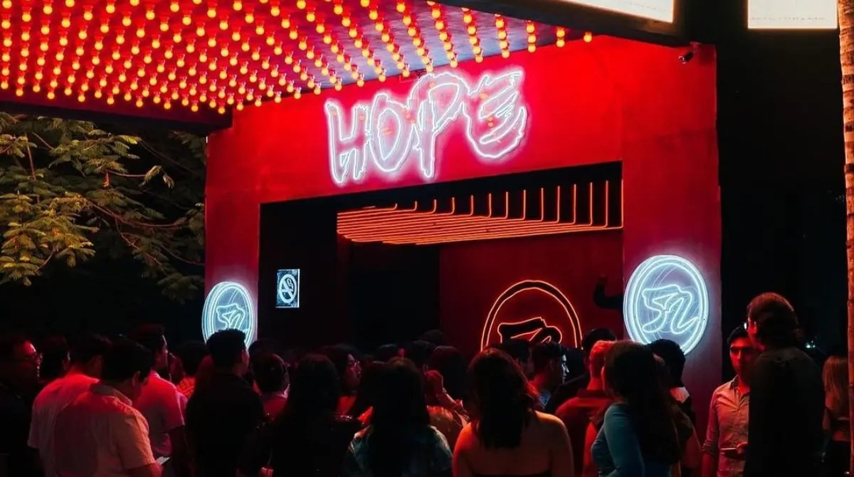 Se trata de un centro nocturno ubicado en Villahermosa, mismo que se autodenomina 'la &uacute;nica Discoteca del estado de Tabasco con capacidad para 1400 personas, un ambiente sinigual'.